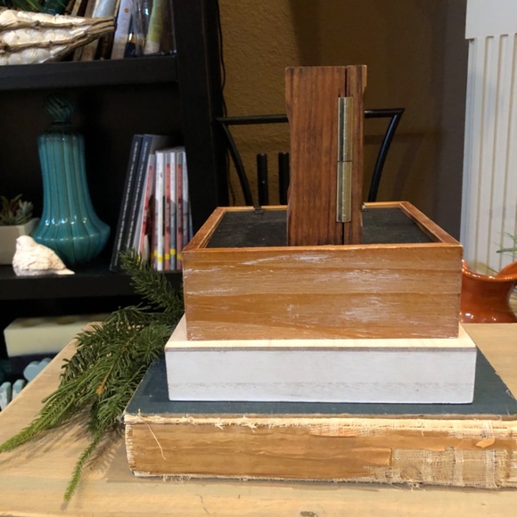 Vintage Wooden Jewelry Box - Picture 5 of 6